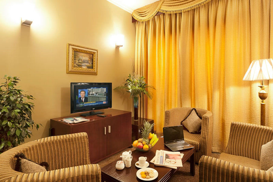 Ewa Hotel Dubaj Kültér fotó